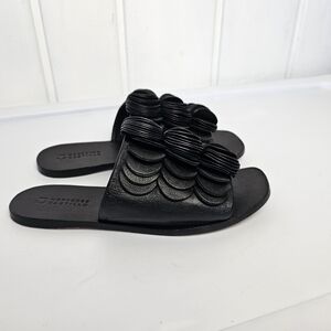 Mercedes Castillo Delphia  Black Lambskin Leather Petal Overlay Slide Ons Sz 8.5